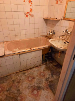 opróżnianie pomieszczeń Łódź. łazienka posprzątana
